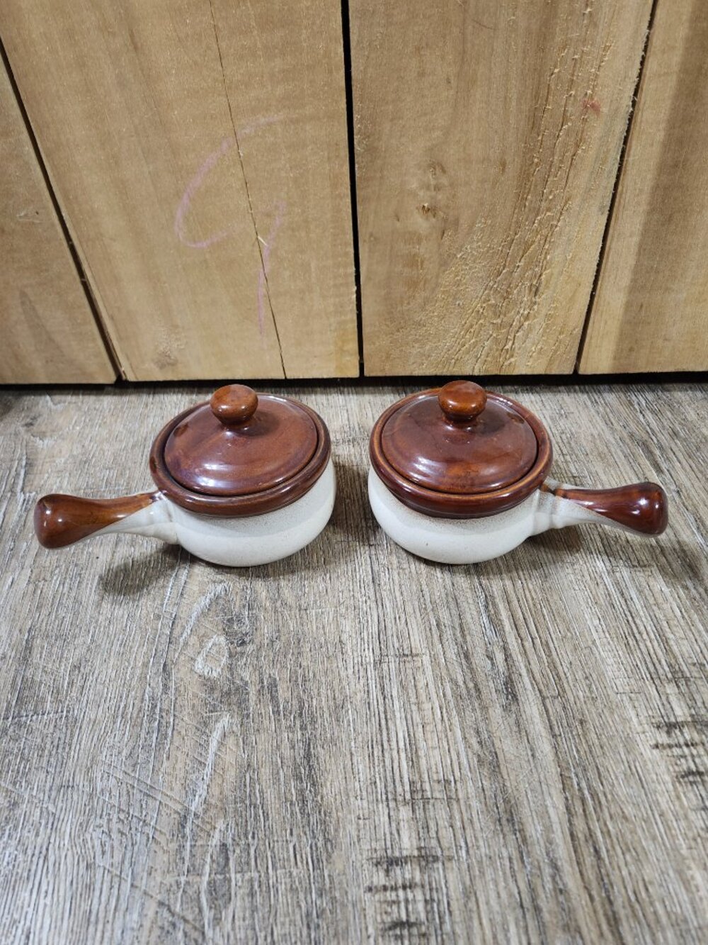French Onion soup crocks ceramic with lids